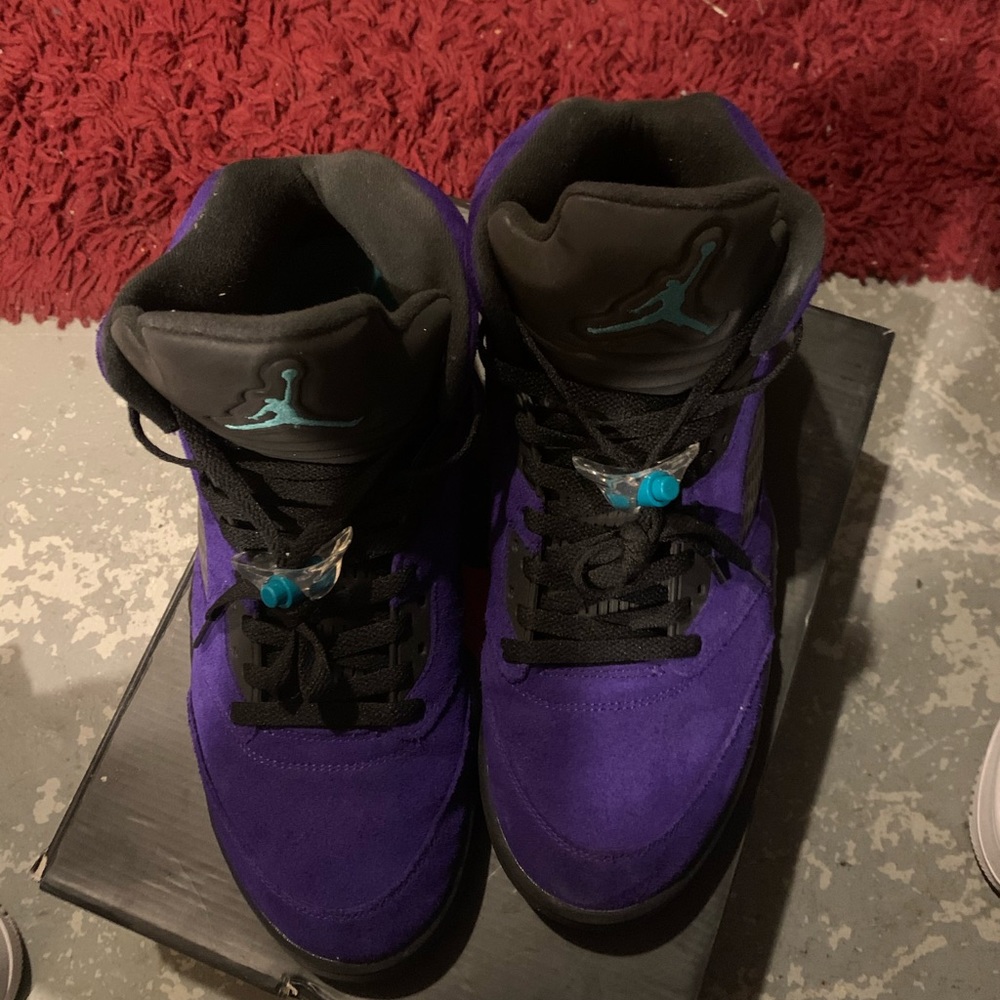 Jordan 5s - Picture 9 of 9